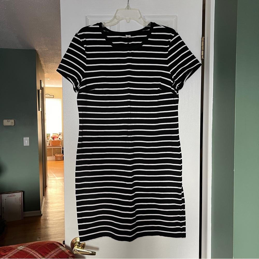 Old Navy Black and White Striped T-Shirt Dress